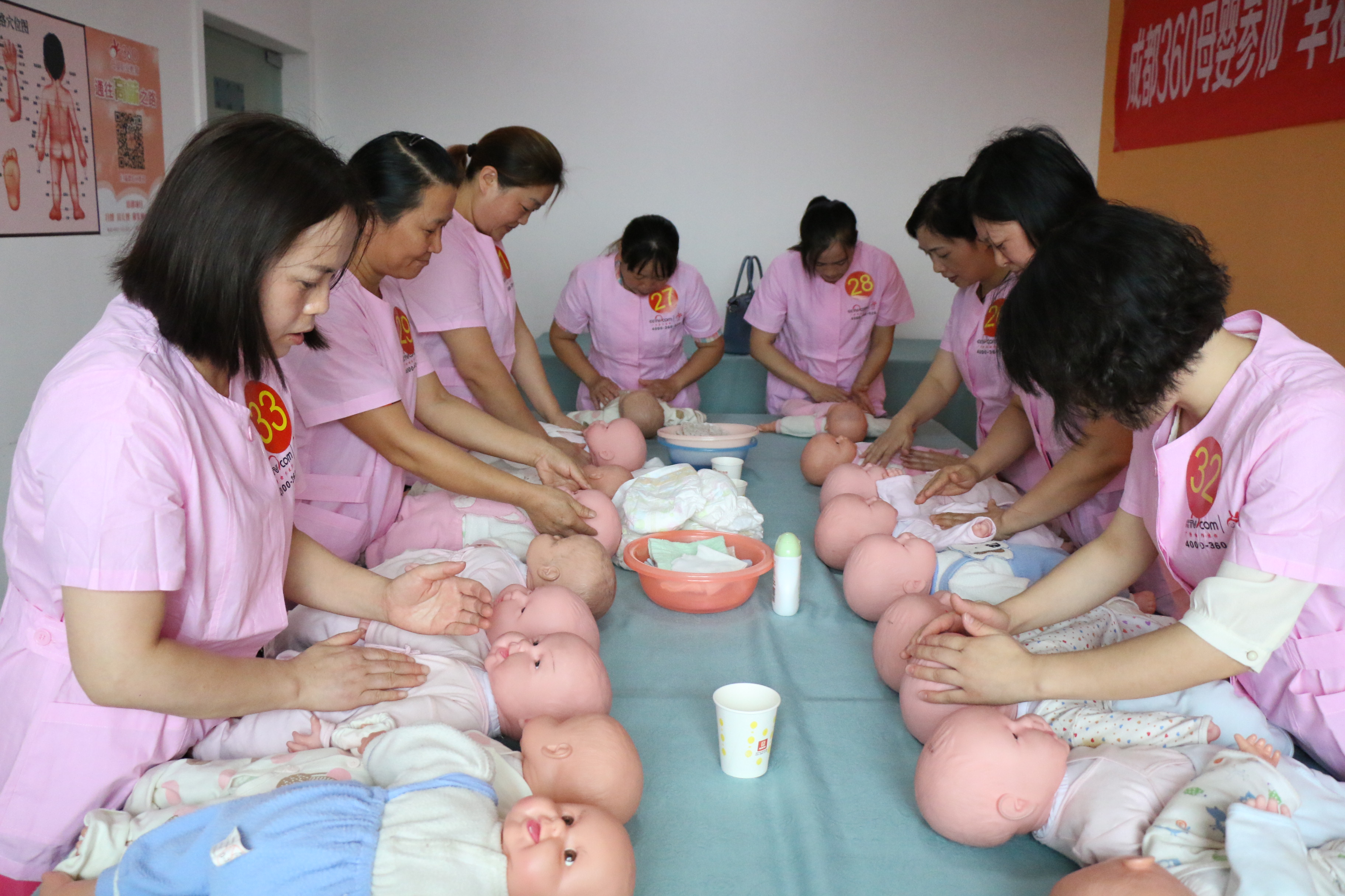 成都月嫂公司提升服务品质先做这些体系建设